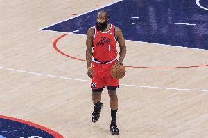 哈登：和弗兰克谈过合同保障问题 我也理解他们为未来做决定