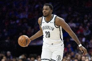 吃饼吃嗨了！戴隆·夏普替补20分钟砍19分9板4助2断 投篮11中9