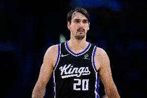 Scotto：为转正詹金斯腾出空间 活塞将会裁掉萨里奇