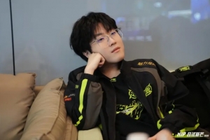 Zhuo：淘汰赛个人更有梦想一点，我们争取进6强或者4强