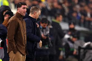 罗体：弗拉霍维奇要求1000万年薪+1500万佣金 倾向加盟拜仁或巴萨