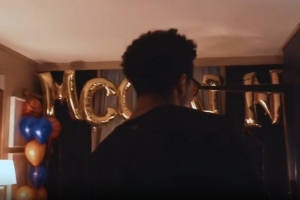 家一样的感觉！雷霆队特意为刚到球队的麦凯恩布置酒店房间