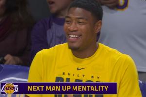 今天我要放开抡！湖人赛前热身 八村塁笑开了花