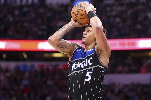 真不中用！班凯罗隔扣扣飞成转折点 全场16中5&三分6中2