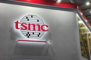 1年净赚3782亿元！台积电发钱了:8万员工人均58万，449亿美元扩产