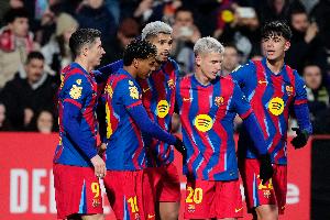 巴萨官方：因大风天气预警，全队今晚提前飞往马德里备战国王杯