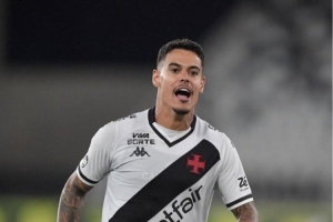 鲁媒：泰山正全力引进弗雷塔斯，能否在春节前正式敲定还要看谈判