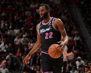 场均15.9分5篮板！热火客战鹈鹕 维金斯因脚趾发炎缺阵