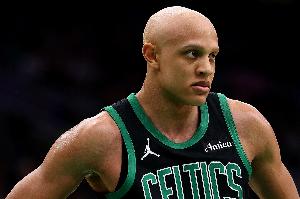 活力十足！沃尔什12中7拿到16分6板3断2帽 正负值+15