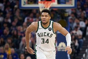 做人不敞亮！字母到处物色新欢 一无所获后又马上装模作样表忠心