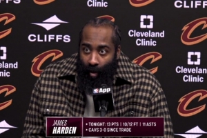 哈登谈融入骑士：我和队友说你们继续做自己 我会找到自己的位置