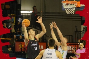 留洋代表作！余嘉豪11中9&罚球10中9砍赛季新高27分12板2帽2助1断