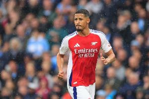 大将缺阵！博主：萨利巴是因病无缘出战布伦特福德