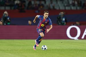 埃里克·加西亚国王杯比赛染红离场，近10年巴萨球员首人