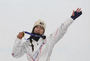 终身养老金！17岁小将夺韩国首金+终结美国3连冠 获3.6亿韩元奖金