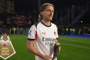 宝刀未老！40岁魔笛获评全场最佳，贡献绝杀、传球成功率94.9%