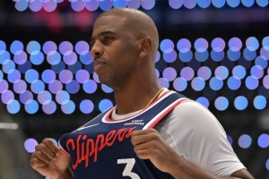 美记：保罗最差也是历史前3控卫 本该是08年MVP 球衣应被多队退役