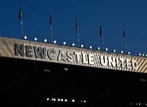 泰晤士报：纽卡斯尔将于下月初开始，禁止其500名员工居家办公