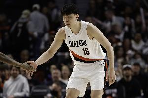 拓媒：若杨瀚森在NBA保持今天的表现 他绝对能成为非常优秀的球员