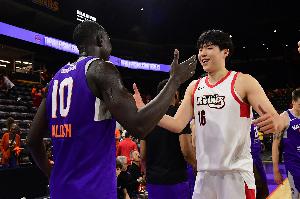 身边球员2K水平谁最高？瀚森：马卢阿奇&克莱顿 他们像从小玩到大