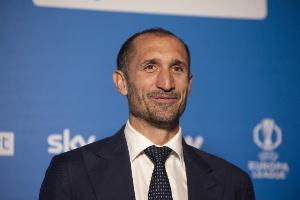 基耶利尼不满德比判罚：没法谈论足球了，联赛需要马上进行改变