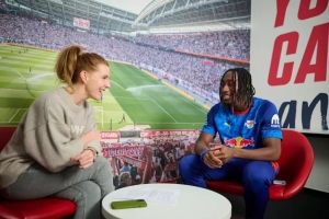 扬·迪奥曼德：姆巴佩、C罗、维尼修斯是我的榜样 很期待世界杯