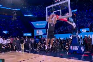 可惜啊！卡特·布莱恩特最后1扣：胯下抛球打板连续失败 最后43分