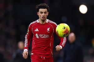 琼斯：希望利物浦本赛季能夺欧冠和足总杯 维尔茨进更多球需时间