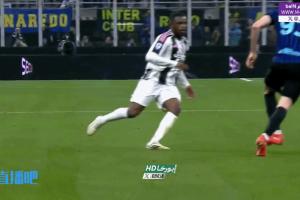 前裁判：卡卢卢第2黄是严重误判！他没碰到巴斯托尼，VAR无法介入