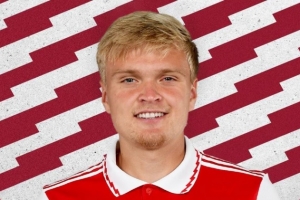 曾随枪手夺足总杯！马特·史密斯：奖牌不怎么拿出来 退役再品味