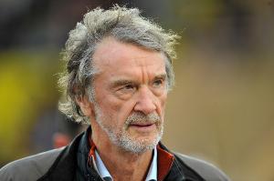 英媒：曼联部分球员对拉爵关于移民的言论担忧，后者或面临指控