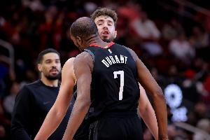 明天全明星正赛最期待什么？申京：最期待的是痛扁杜兰特