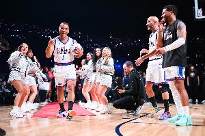 卡福谈名人赛：我来这是因为热爱篮球 我代表FIFA更代表巴西足球