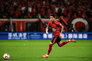 记者：蓉城尽力了，阵容不整+处在磨合期让球队没法与对手抗衡