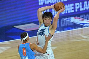 体育画报：杨瀚森可借全明星赛势头前进 但开拓者阵容限制其发挥