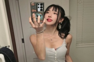 性感女主播滑雪被困