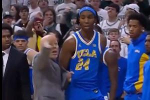 还有这种操作？UCLA主教练驱逐自家球员！疑因犯规动作过大