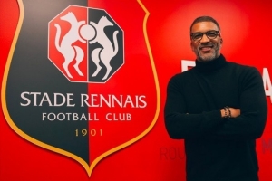 记者：马赛与贝耶达原则协议，这名教练最早本周五迎执教首秀