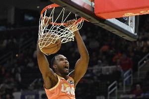 莫布里：我对球队目前的阵容超级有信心 我喜欢球队现有的拼图