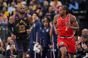 明天11点洛城德比！詹姆斯生涯总得分距离43000大关仅差25分