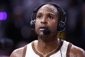 霍福德谈今日战旧主：能和老朋友叙旧 我儿子也很兴奋能见到熟人