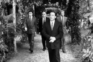 贝卢斯科尼收购米兰俱乐部40周年，马尔蒂尼社媒晒照缅怀