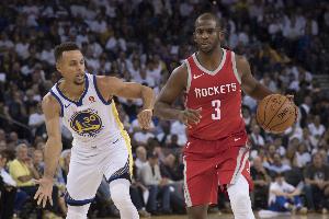 还在进化！保罗：我在火箭时库里防守一般 但他现在的防守非常好