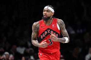 游刃有余！英格拉姆26中11砍31分8篮板6助攻 最后中投杀死比赛