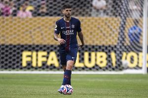 队报：巴黎即将续约后卫贝拉尔多，还希望续约马尤卢和巴尔科拉