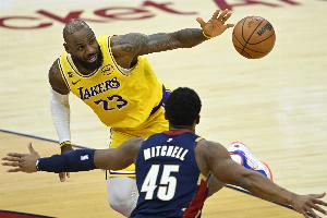 米切尔：若能和詹姆斯当队友将很特别&这非我能控制 当下只想夺冠