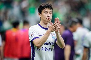 巴顿：我们有压力但球迷支持让我们充满动力，新赛季会全力以赴