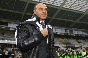 名宿：巴斯托尼假摔是意甲普遍现象 换届高层尤文DV9不会走到这步