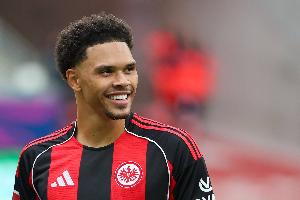 法兰克福后卫：对阵拜仁充满信心，我们实际上没有什么可输的