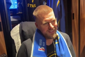 波津：离开绿军后过得很难 这不是个愉快的赛季 所幸今天状态很好